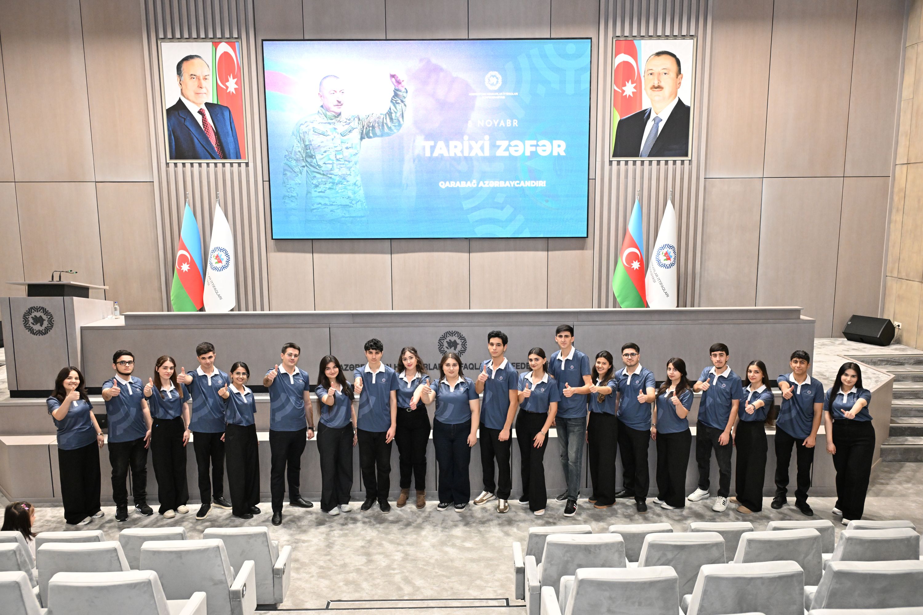 2 Fevral Azərbaycan Gəncləri Günüdür